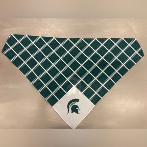 Women's Michigan State Spartans Reversible Snap Scarf